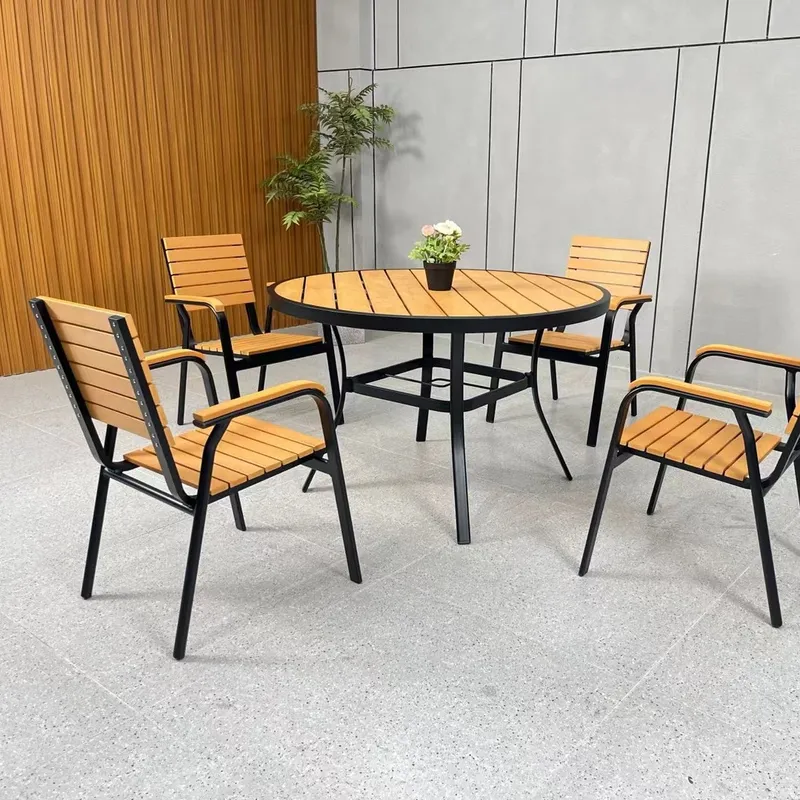 Conjunto de Jantar Moderno em  - Outdoor Furniture Dining Set avaliação e preço