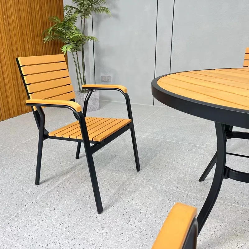 Conjunto de Jantar Moderno em  - Outdoor Furniture Dining Set avaliação e preço